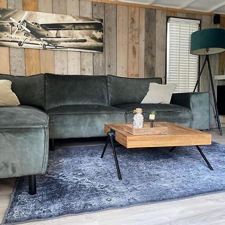 Uniek Chalet Op De Veluwe, In Bosrijke Omgeving. Putten Exteriör bild