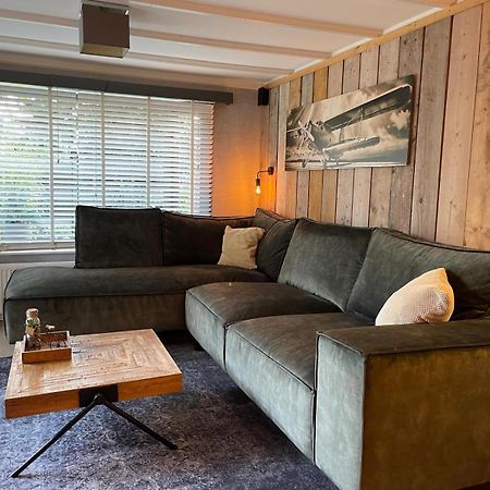 Uniek Chalet Op De Veluwe, In Bosrijke Omgeving. Putten Exteriör bild
