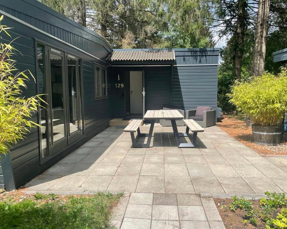 Uniek Chalet Op De Veluwe, In Bosrijke Omgeving. Putten Exteriör bild